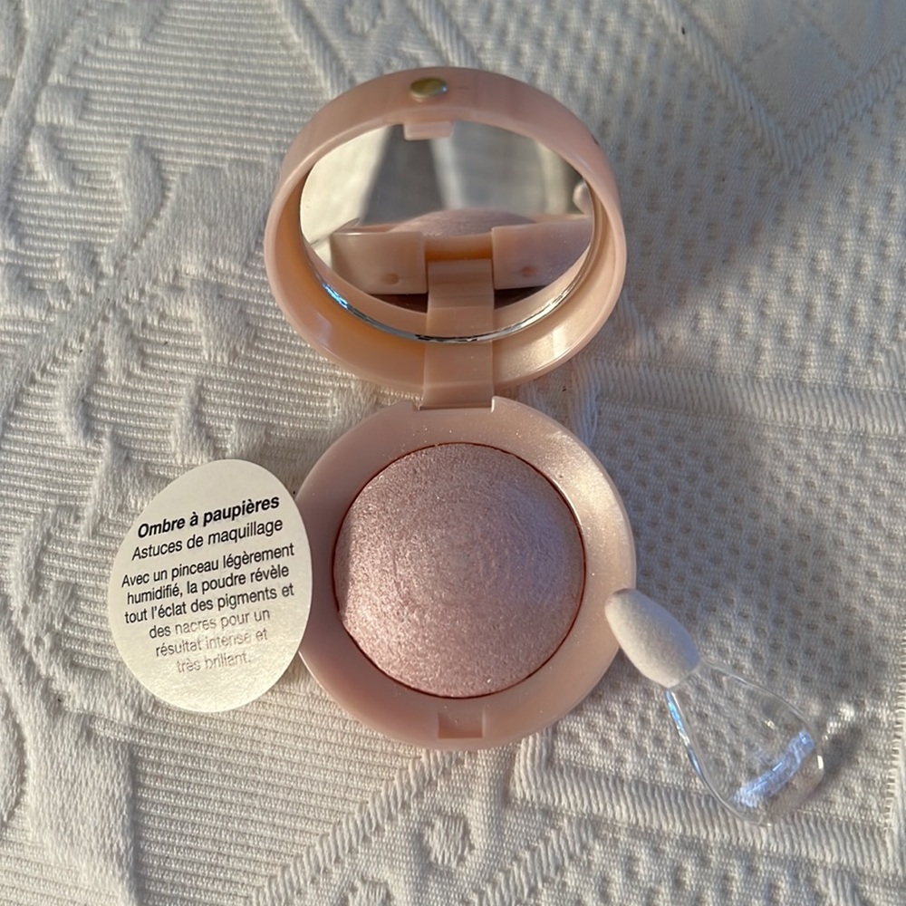 BOURJOIS PARIS (A FRENCH BRAND) “LITTLE ROUND POT” EYESHADOW IN #3–ROSE PERLE - Picture 3 of 3
